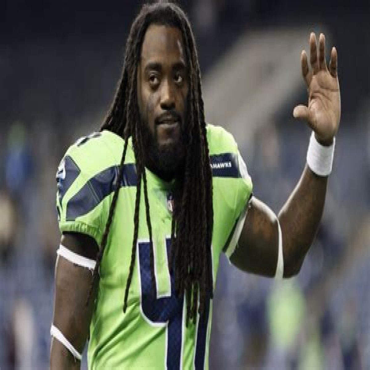 Alex Collins Net Worth – How Much is Collins Worth?