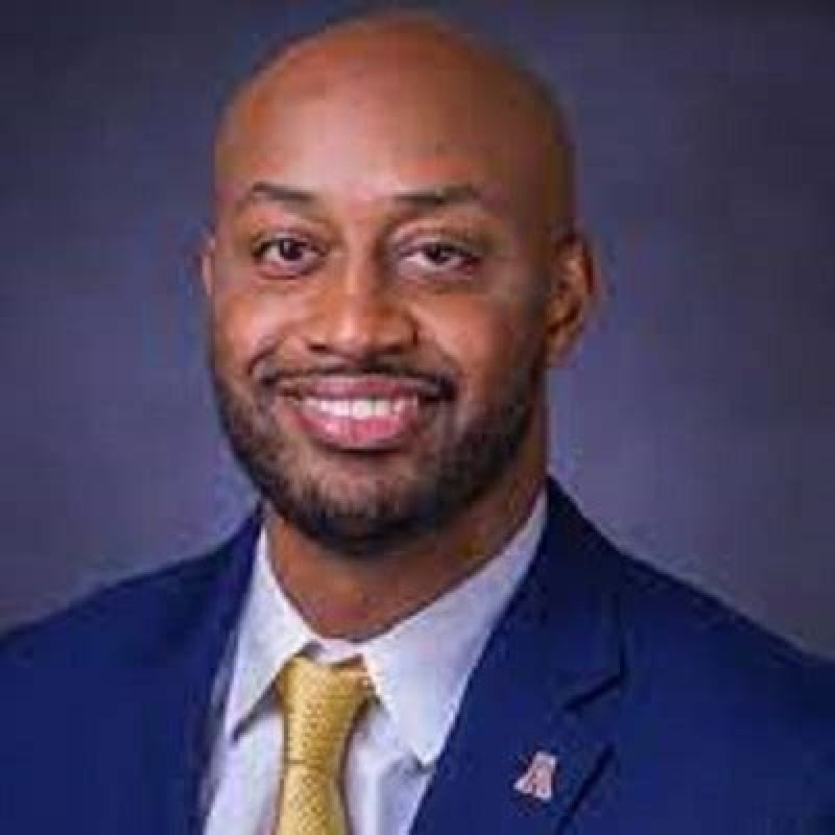 College Basketball Head Coach Landon Bussie Bio (Age, Salary, Net worth, Family, Married, Wife)