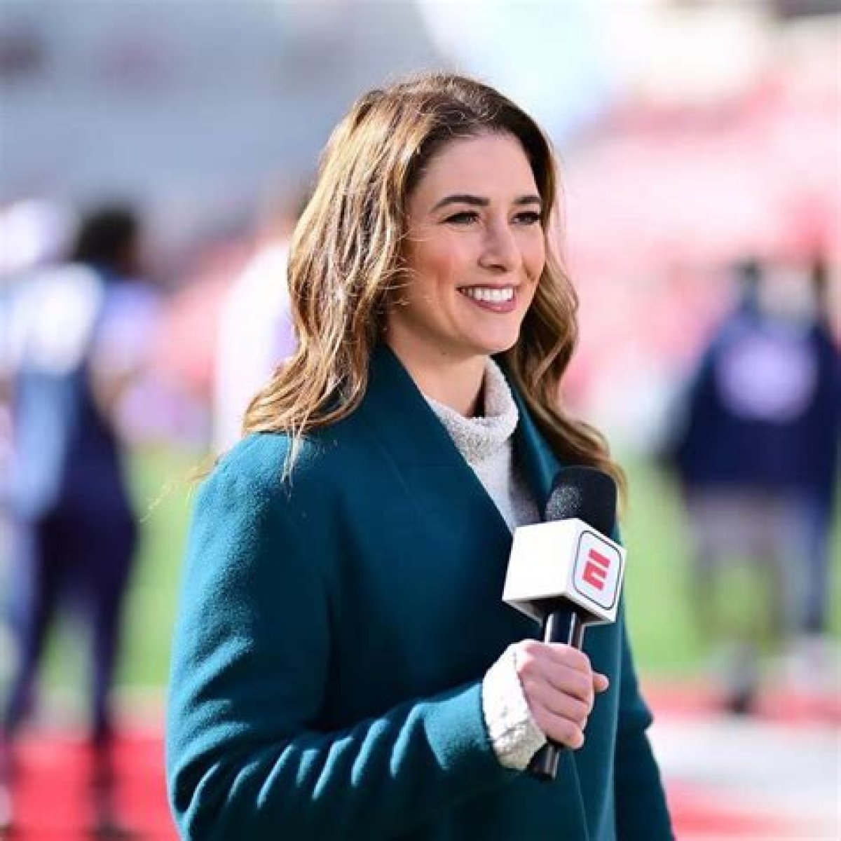 ESPN’s Jen Lada Bio, Husband, Salary and Net Worth