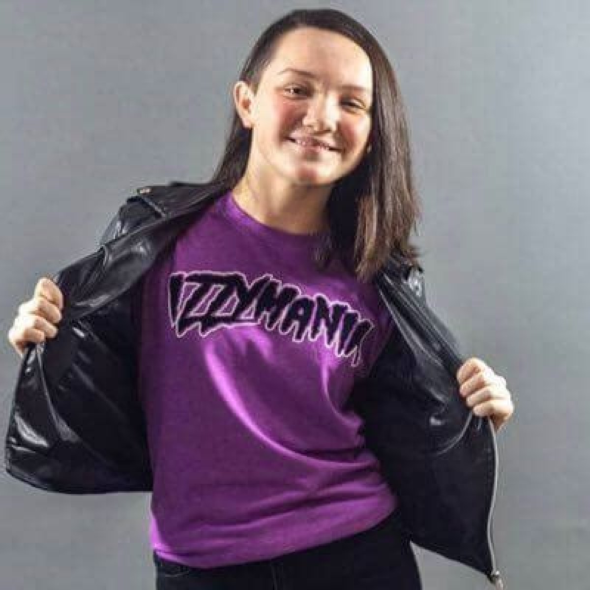 ItsIzzyMania Net Worth 2024