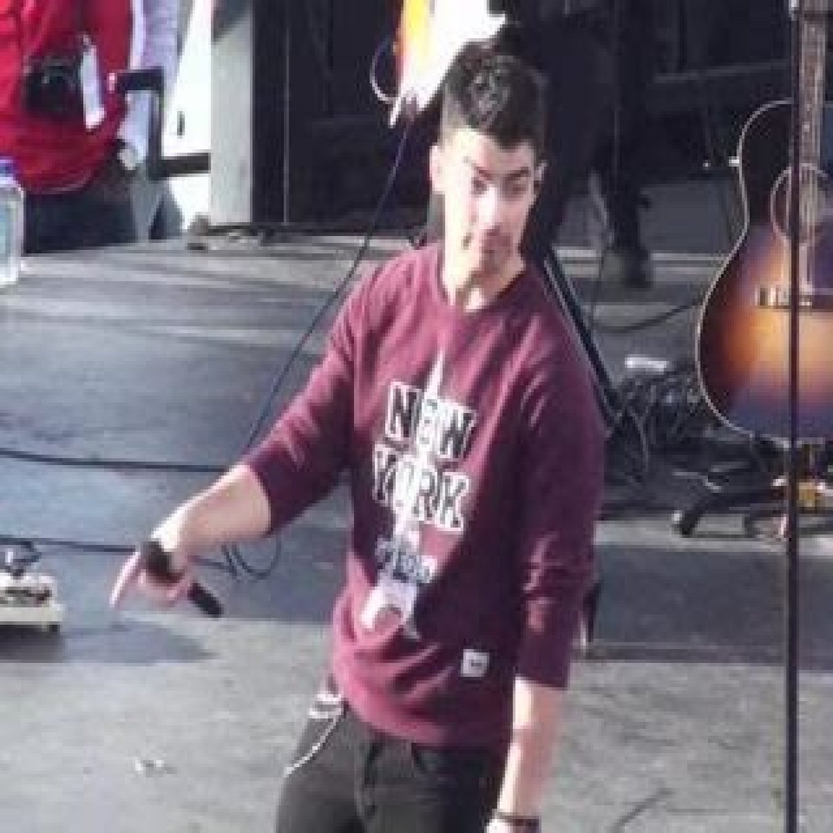 Joe Jonas Lost Virginity at 20, Smoked Weed With Miley Cyrus