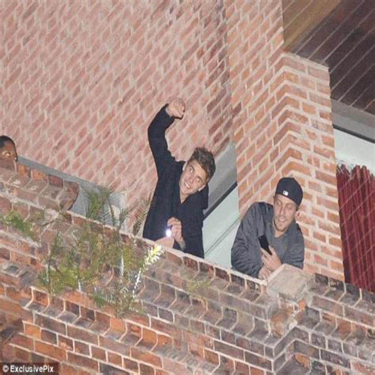 Justin Bieber Kicked Out of His Hotel in Argentina