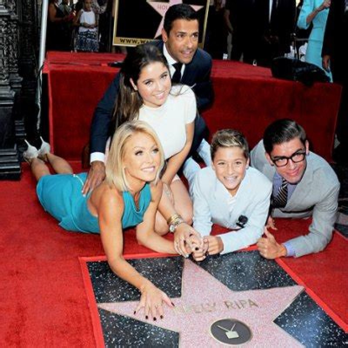 Kelly Ripa, Mark Consuelos' Look-Alike Kids Attend Star Ceremony: Pics