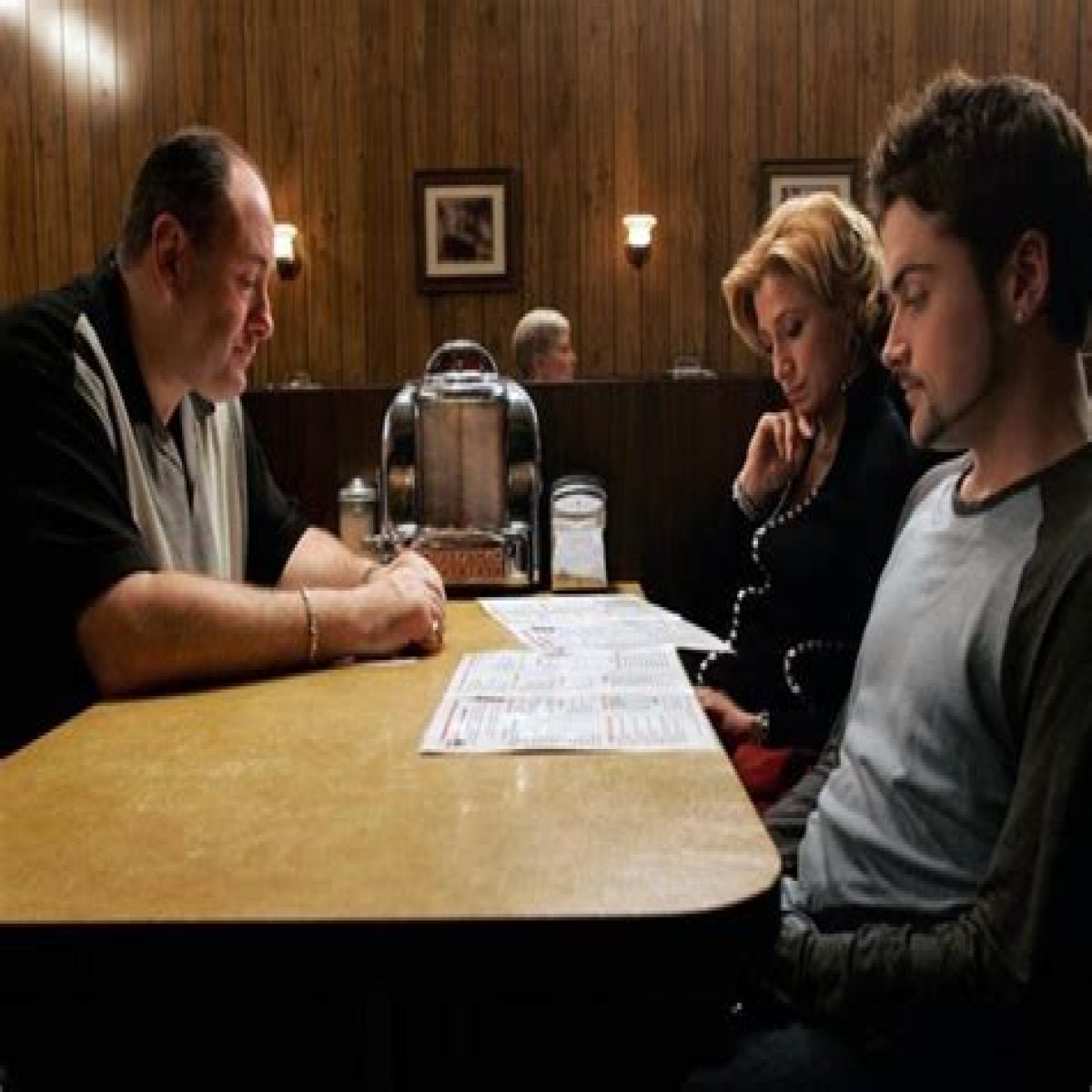 The Sopranos Creator Accidentally Reveals What Really Happened To Tony In The Iconic (And Often Debated) Final Scene Of The Series