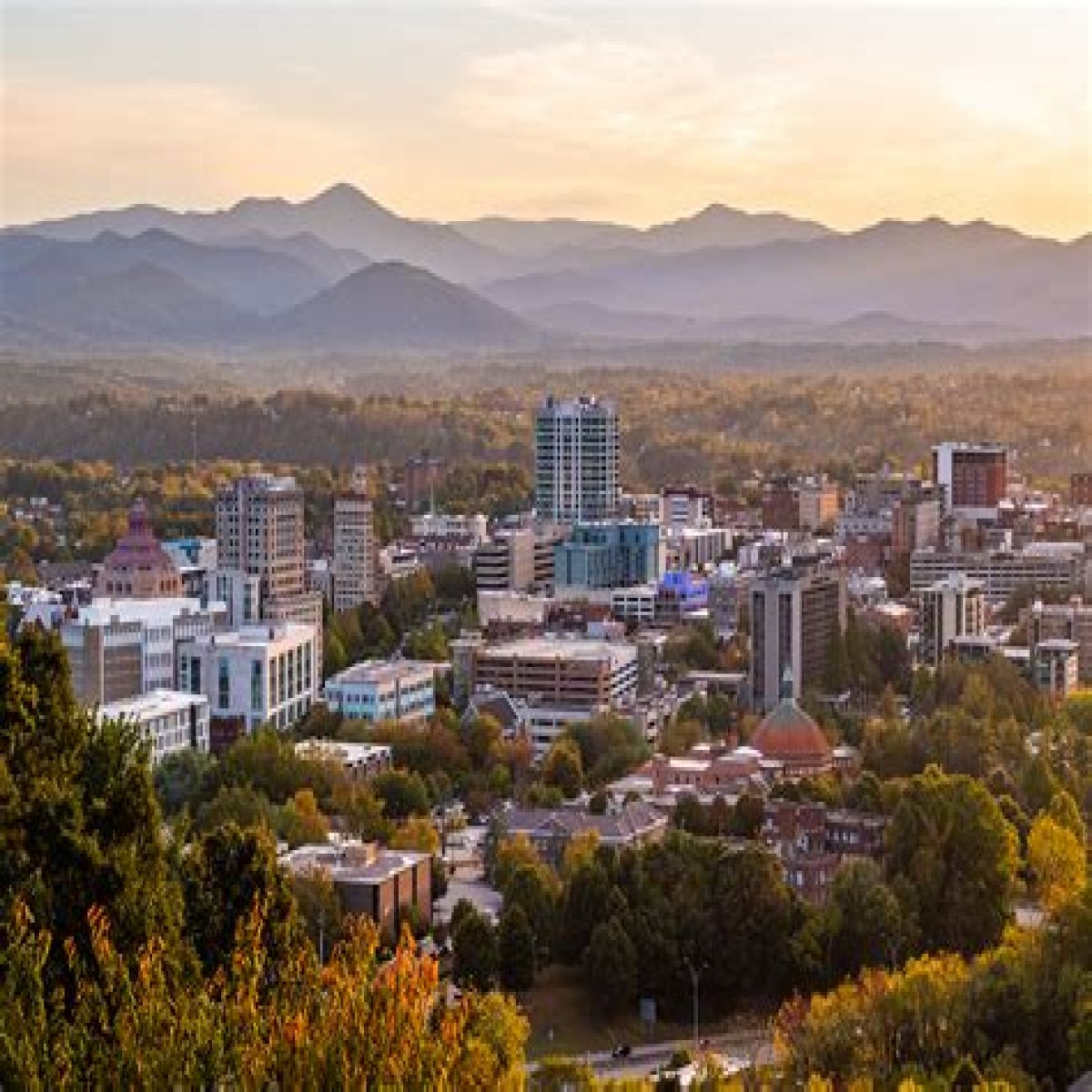 Top Best Small Towns in the United States to Visit in 2024