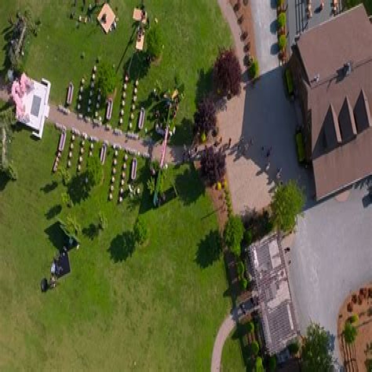 Where is Cedar Creek Ranch, the venue used for the ‘Love is Blind’ season 6 weddings?