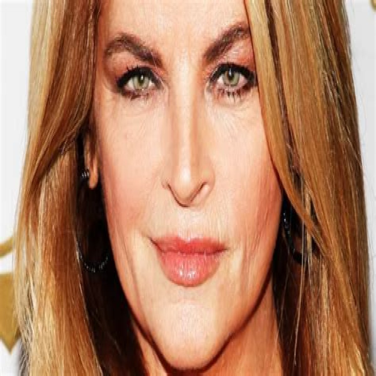 Why Kirstie Alley Regretted Her Famous Bikini Moment On Oprah